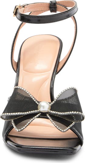 Nala Bow Sandal