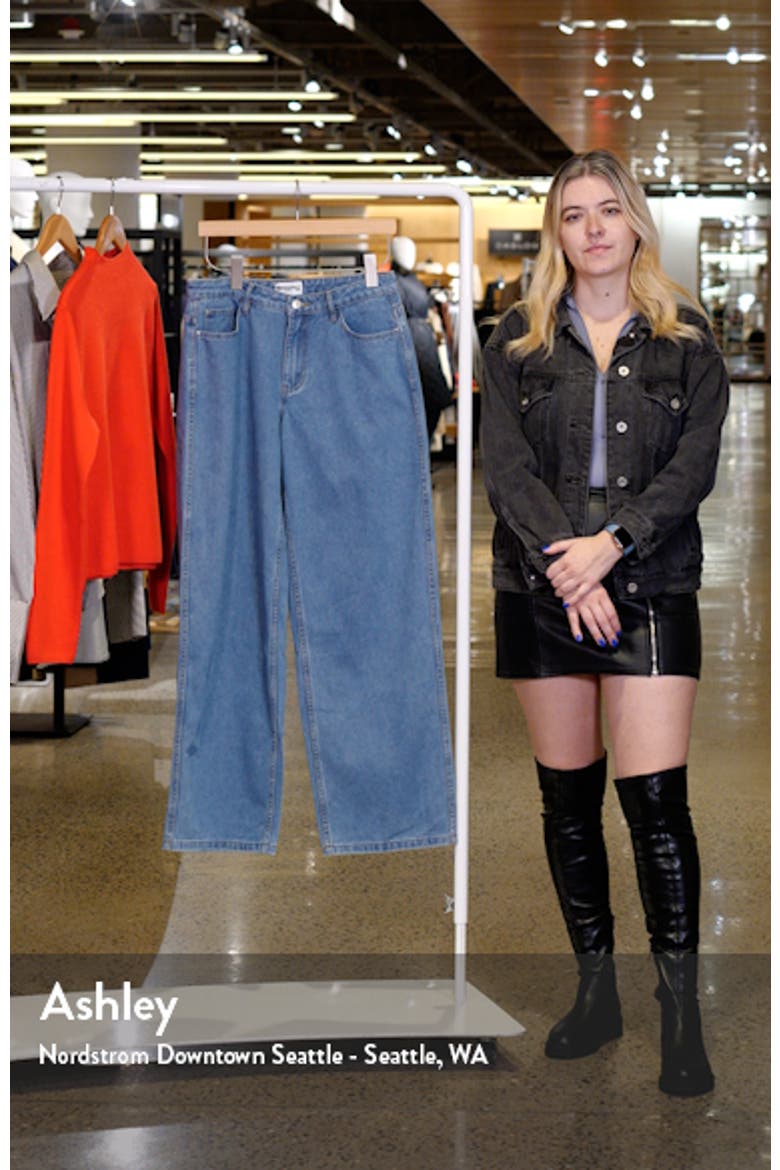 Maryanne Mid Rise Relaxed Fit Jeans video