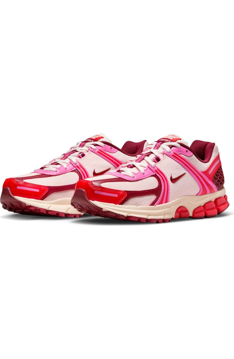 Nike Zoom Vomero 5 Sneaker, Main, color, Light Soft Pink/ Light Crimson