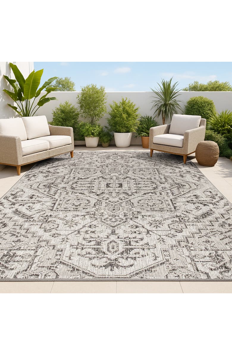JONATHAN Y Estrella Bohemian Medallion Textured Weave Indoor/Outdoor Area Rug, Alternate, color, Black/Gray