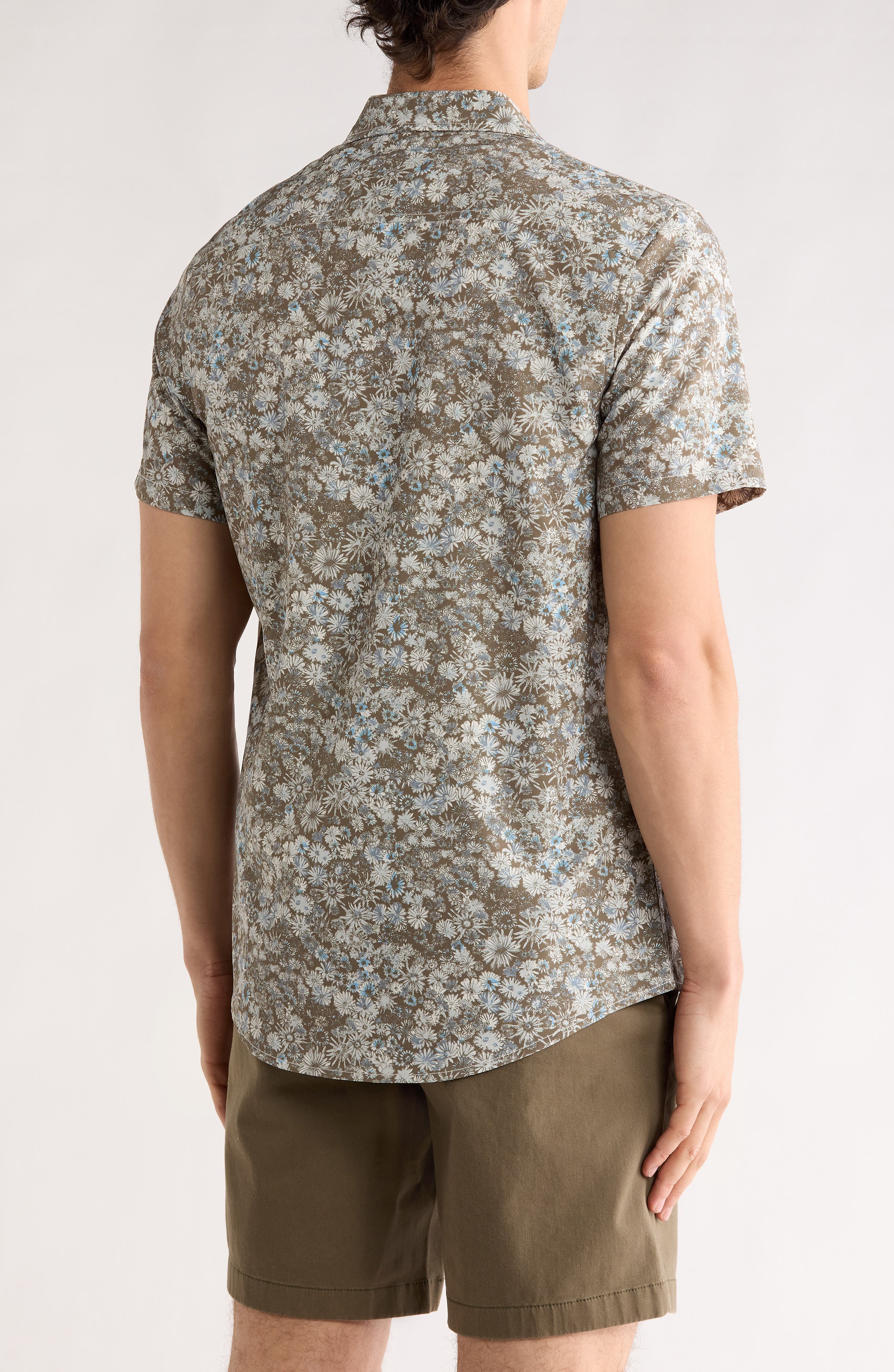 Field Floral Performance Short Sleeve Shirt - image 2