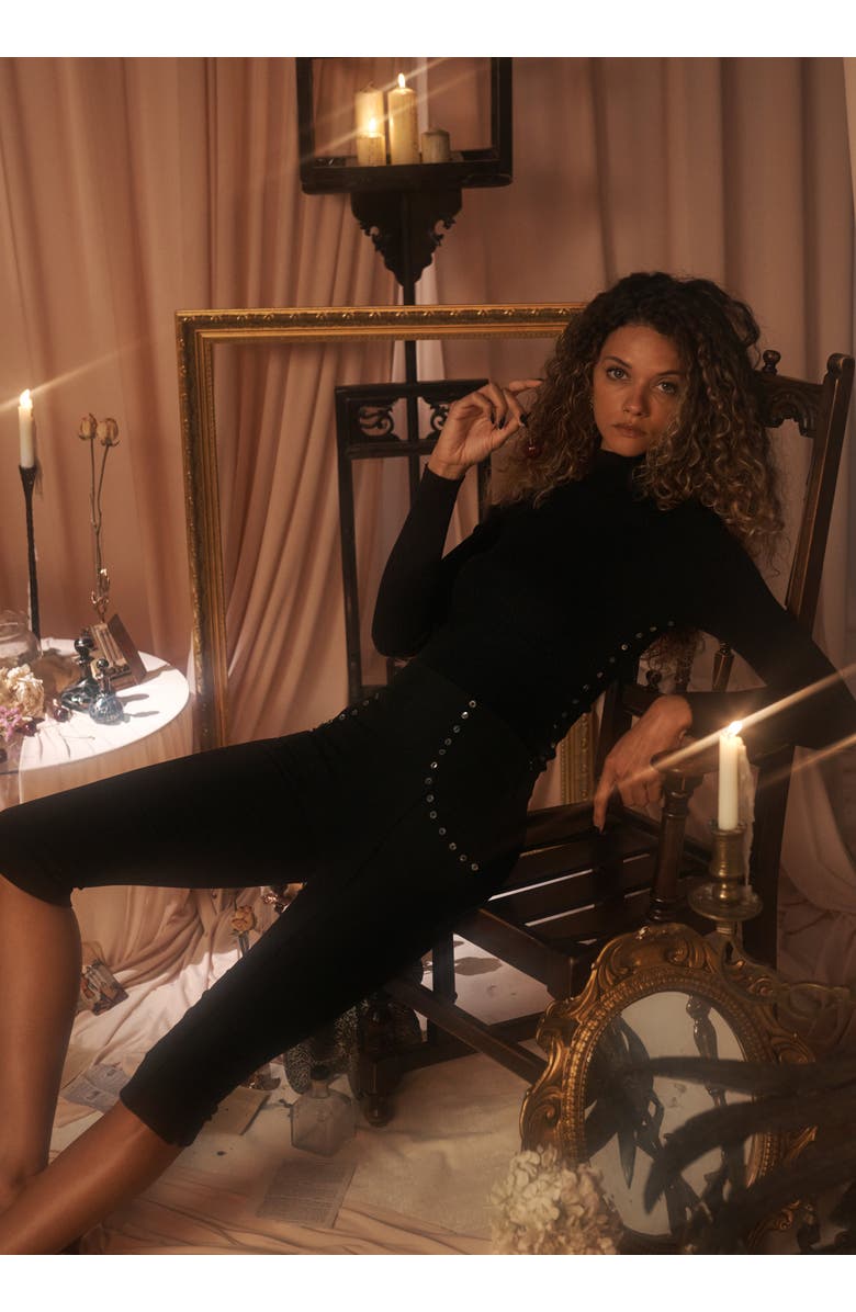 Contessa Mills Benjamin Cropped Stretch Capri Pants, Alternate, color, Black