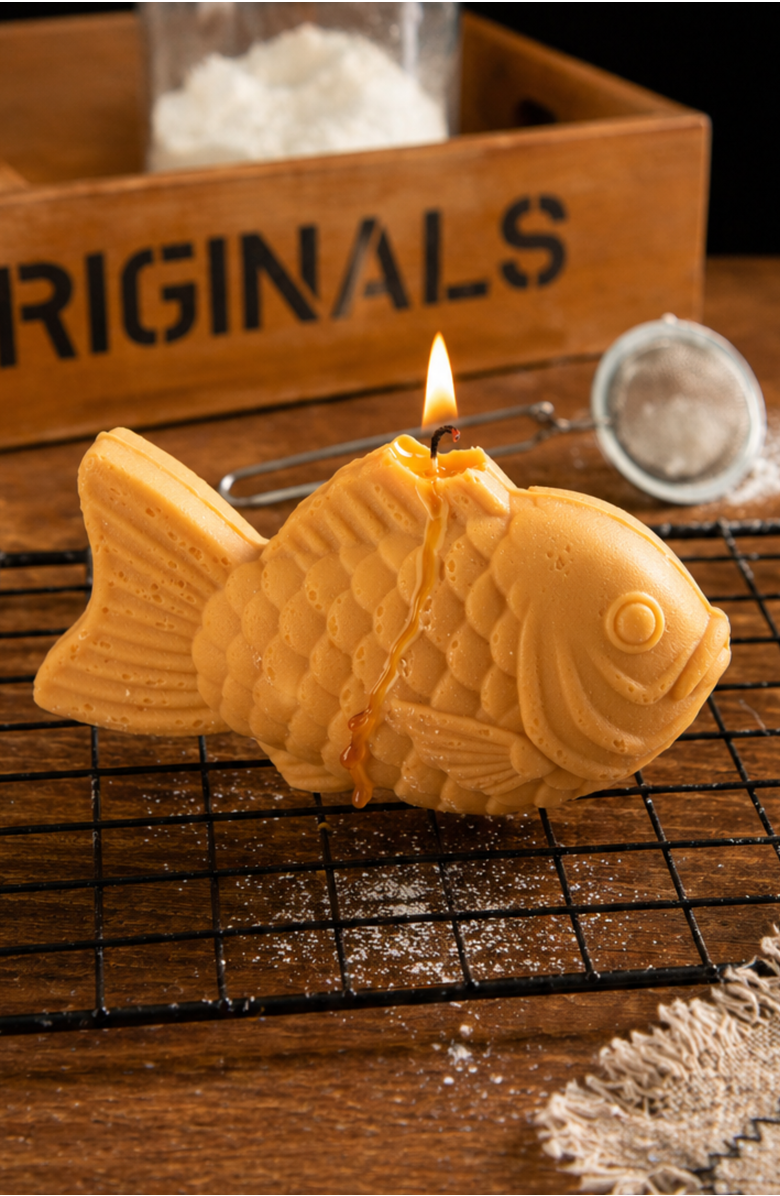 Southlake gifts Taiyaki Candle, Alternate, color, Golden Brown