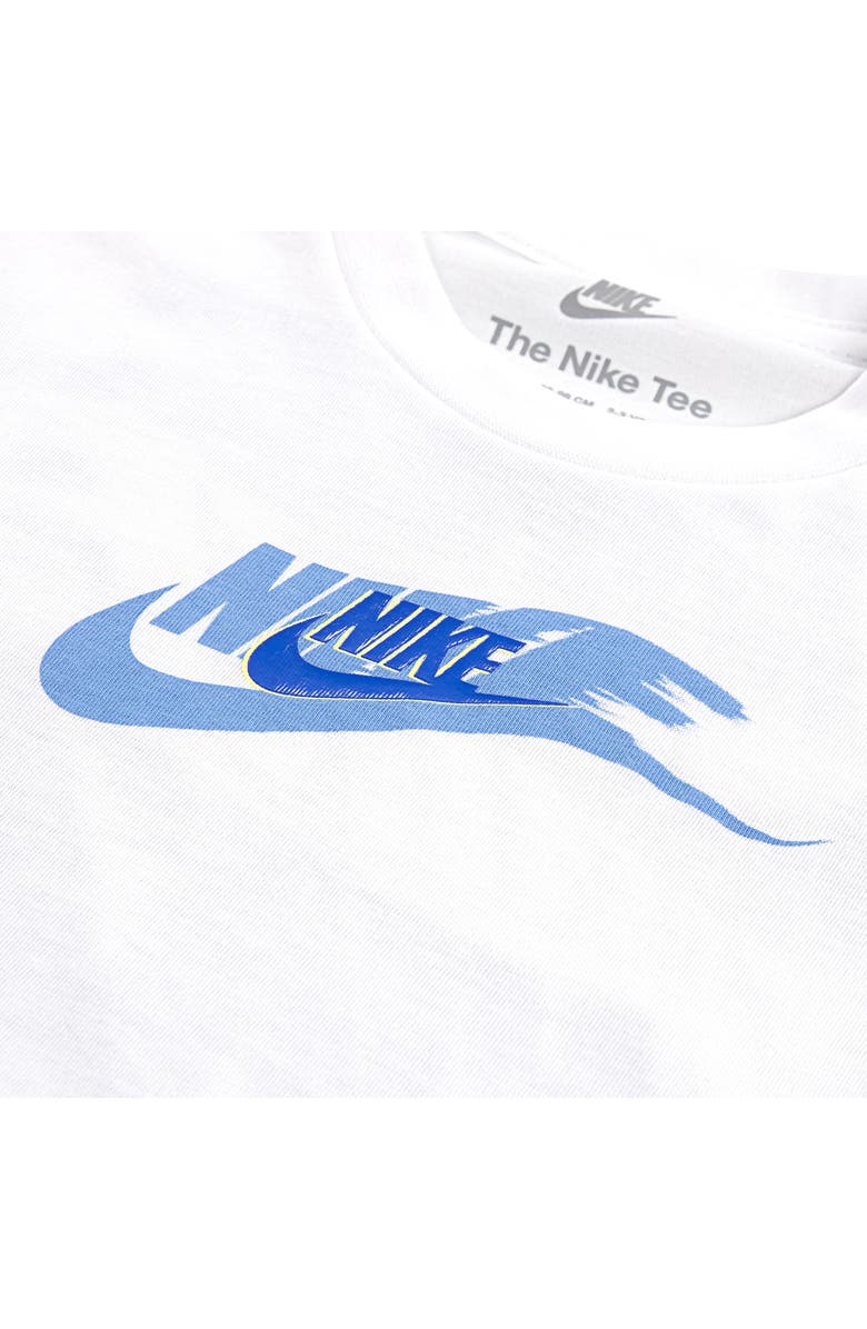 Nike Kids' On the Move Graphic T-Shirt, Alternate, color, White