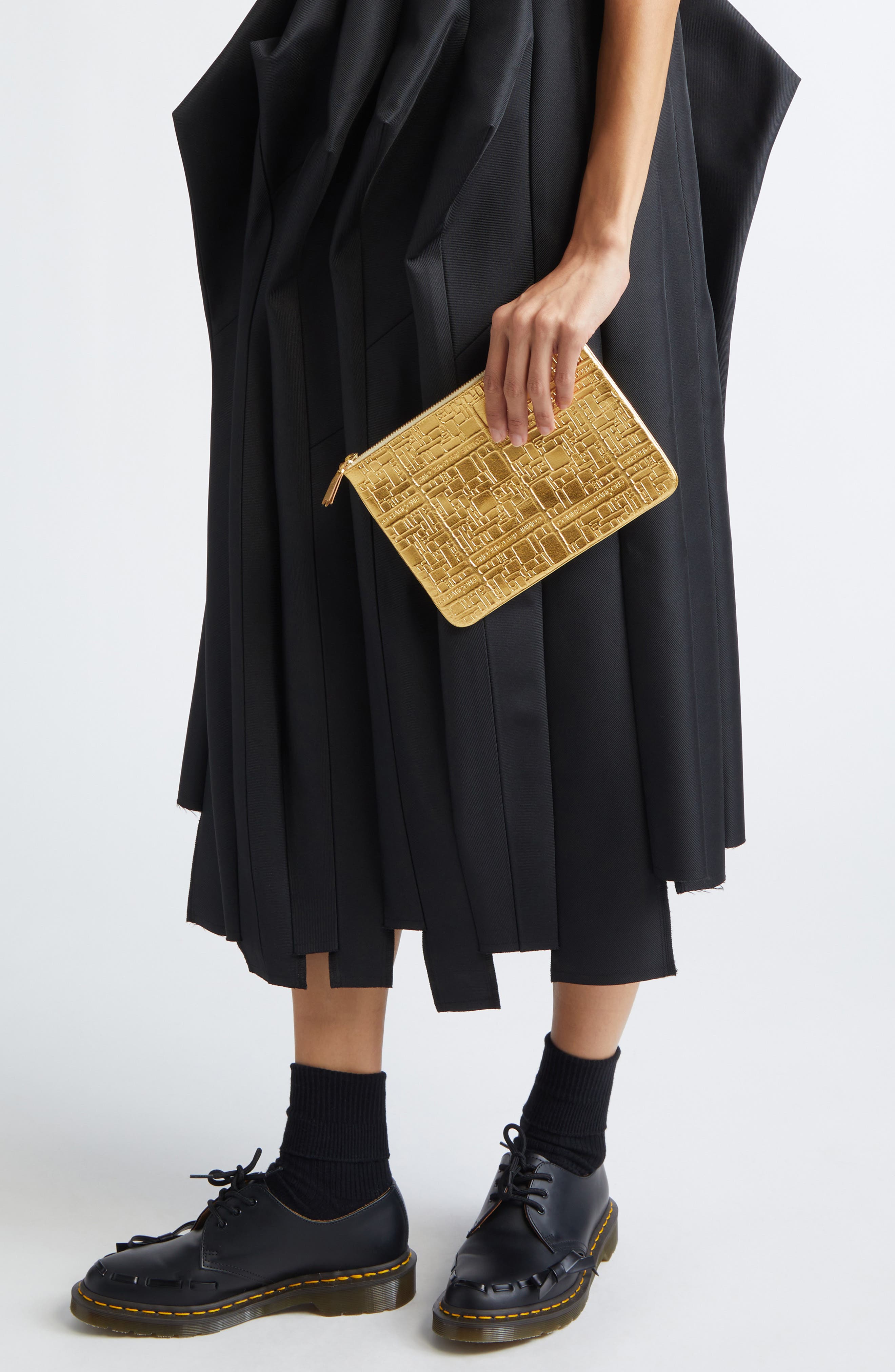 Comme des Garçons Wallets Embossed Logo Leather Pouch, Alternate, color, Gold