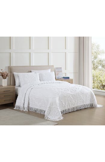 Beatrice Home Fashions Lotus Chenille Comforter In White
