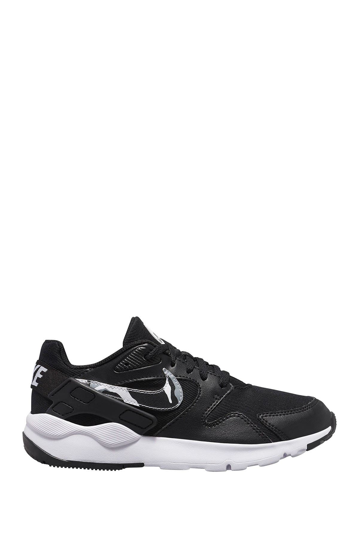Nike LD Victory Camo Sneaker | Nordstromrack