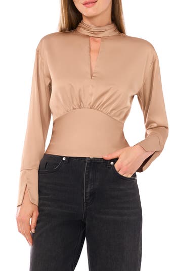 Parker The Long Sleeve Keyhole Top In Neutral