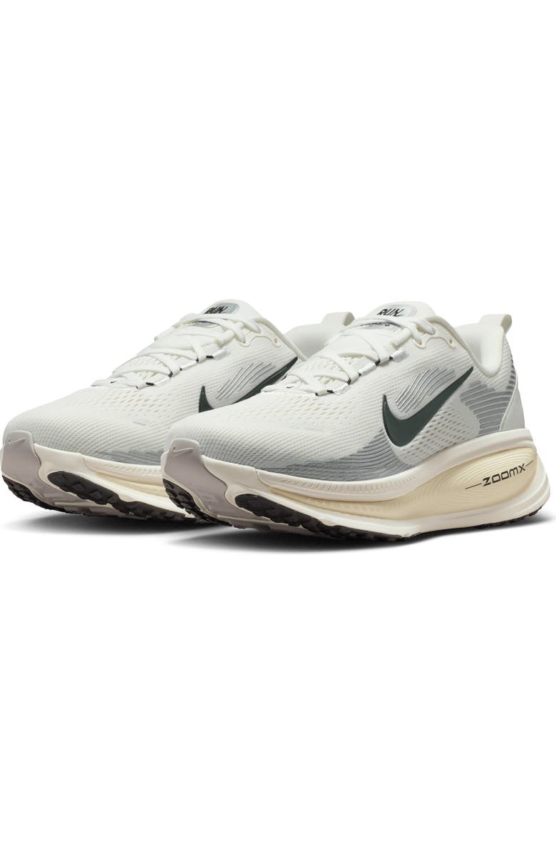 Nike Vomero 18 Running Shoe, Main, color, 103 Smtwht/Black