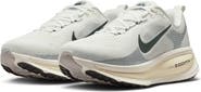 Nike Vomero 18 Running Shoe