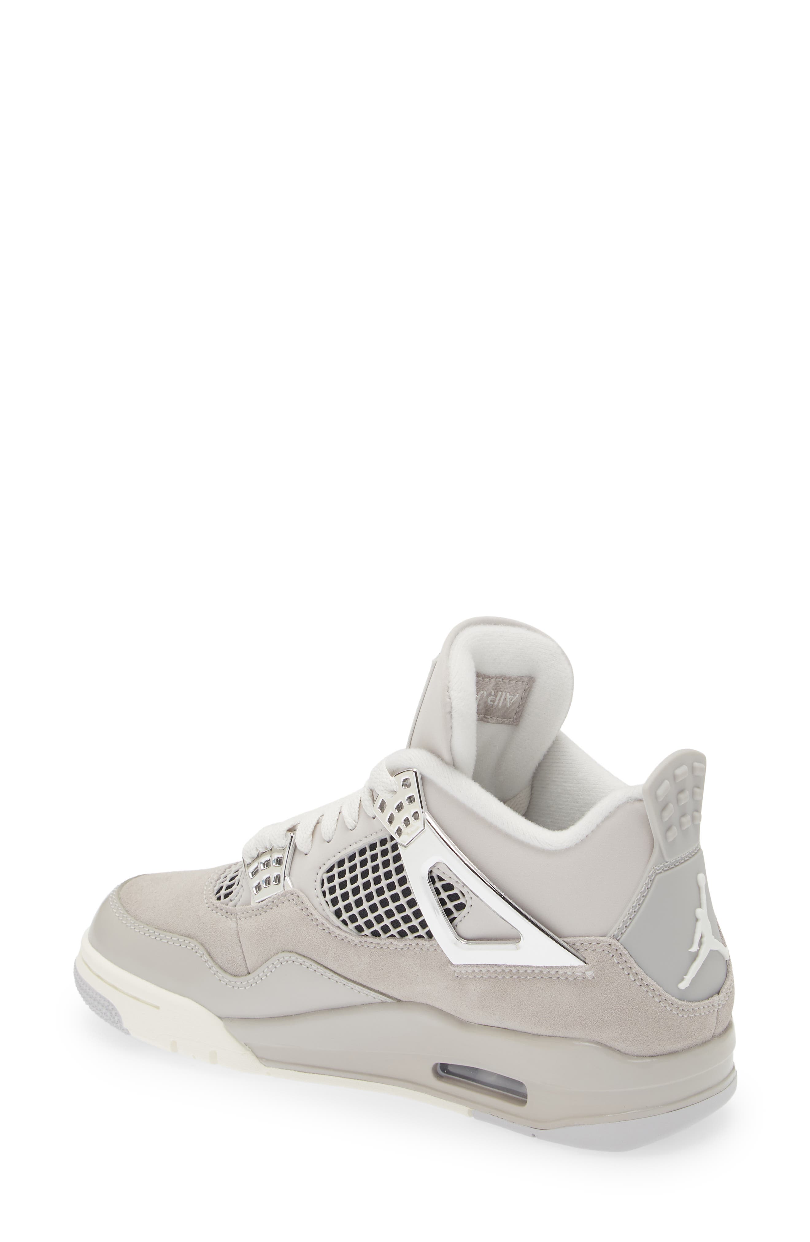 Jordan Air Jordan 4 Retro Basketball Sneaker, Alternate, color, 