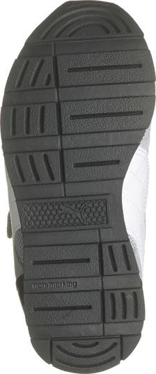 Kids' Vista Sneaker