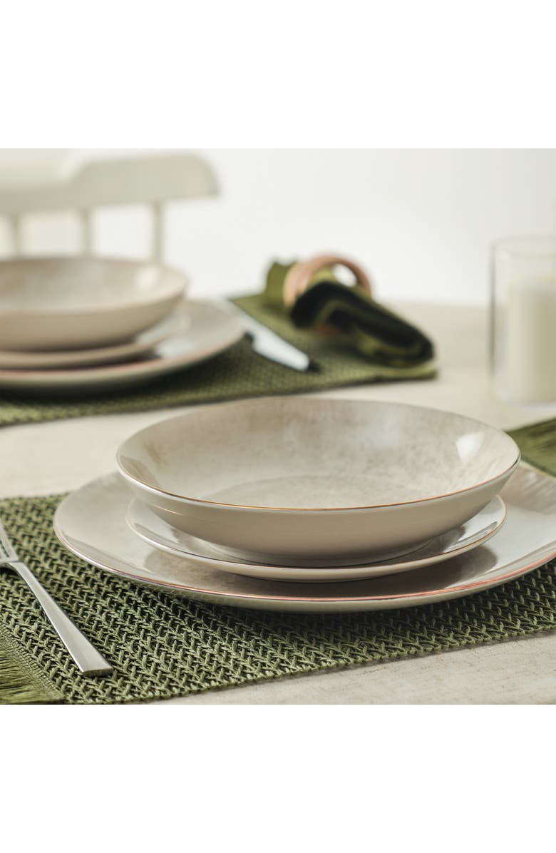 Christian Siriano Onyx 24-Piece Dinnerware Set Porcelain, Service for 8, Alternate, color, Beige And Gold