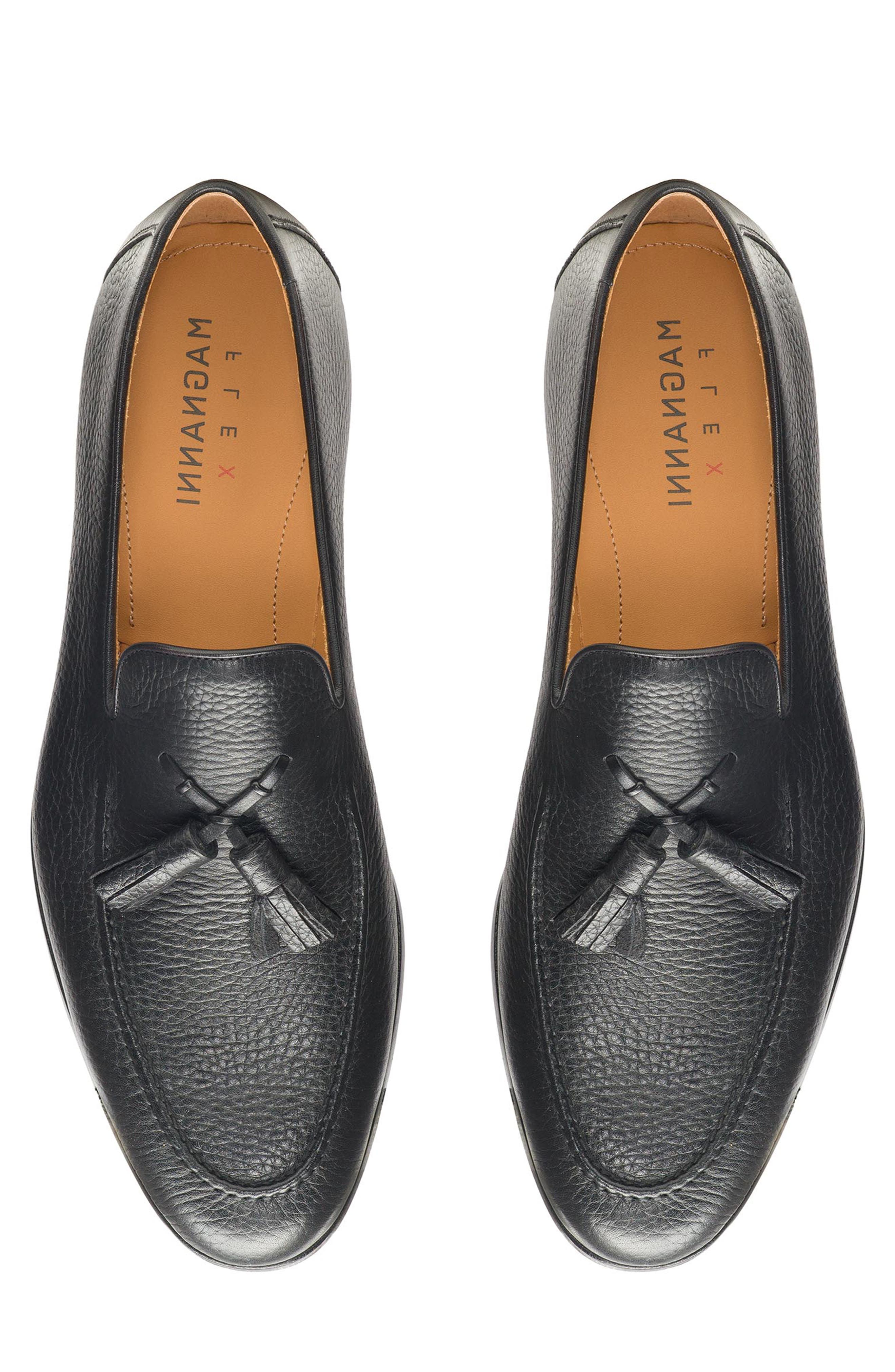Magnanni Seneca Tassel Loafer, Alternate, color, Black