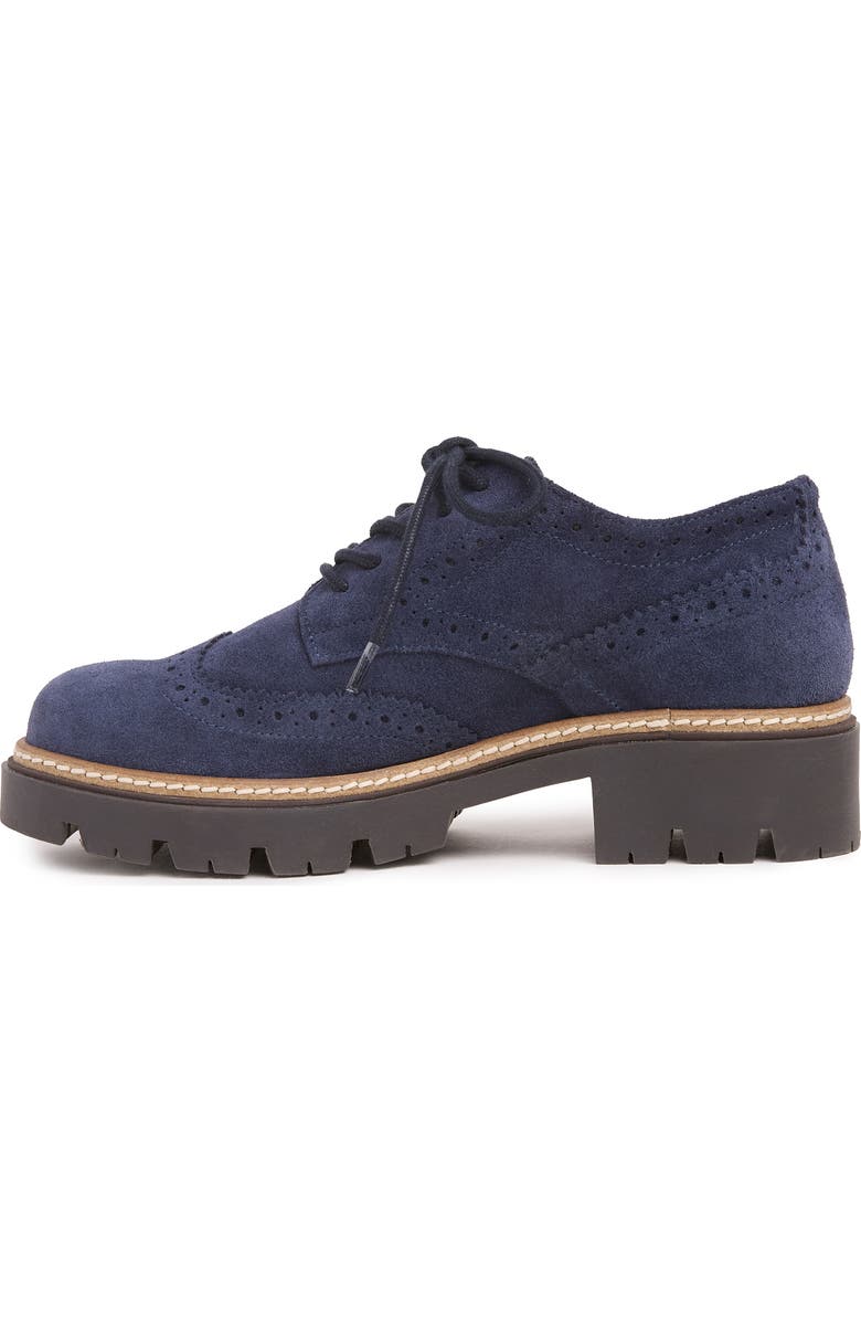 Celtic & Co. Chunky Brogue Shoe, Alternate, color, Navy