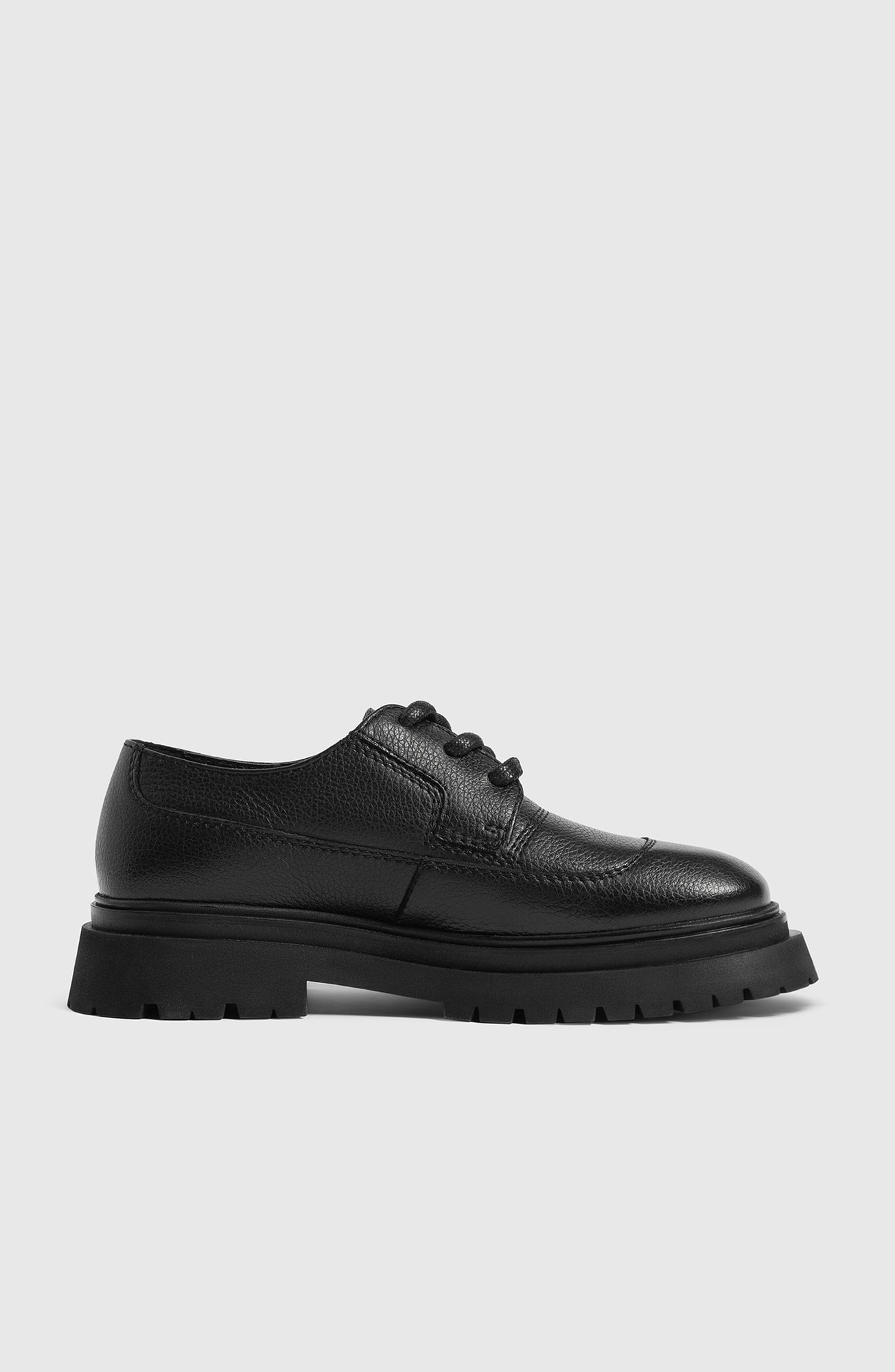 Manière De Voir Rennes Pebbled Leather Derby Shoe, Alternate, color, Black