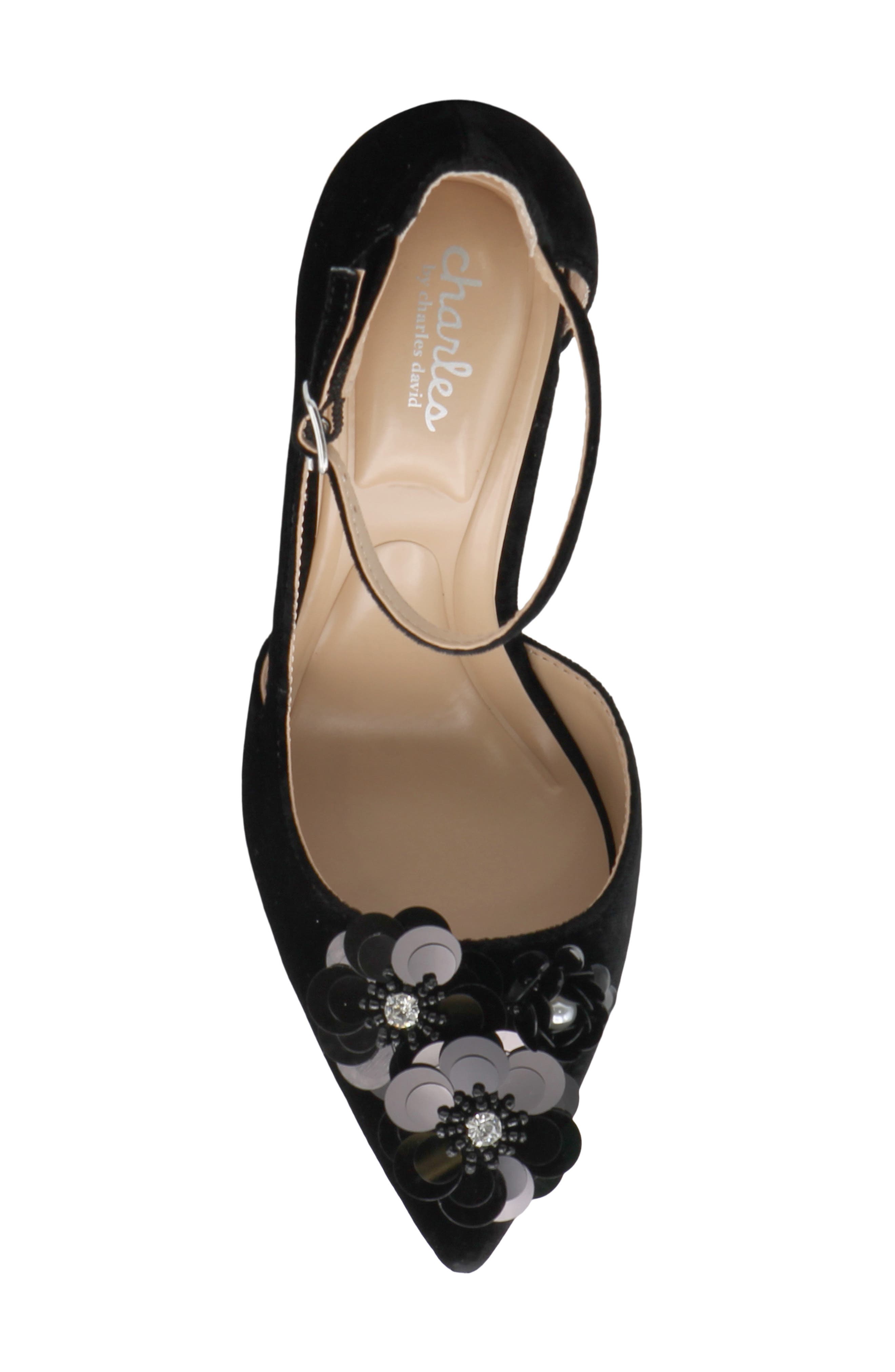 Charles by Charles David Rae Ankle Strap Hald d
Orsay Pointed Toe Pump, Alternate, color, Black