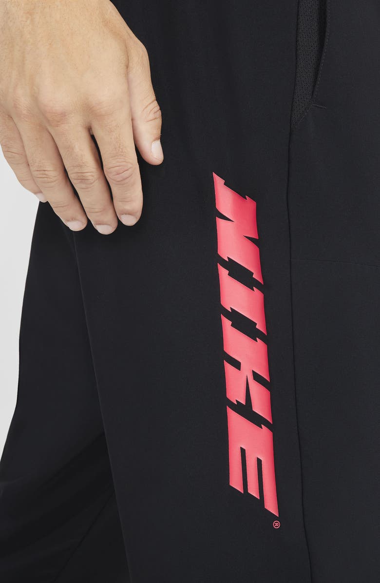 Nike Men's Sport Clash Pocket 7/8 Training Pants, Alternate, color, 