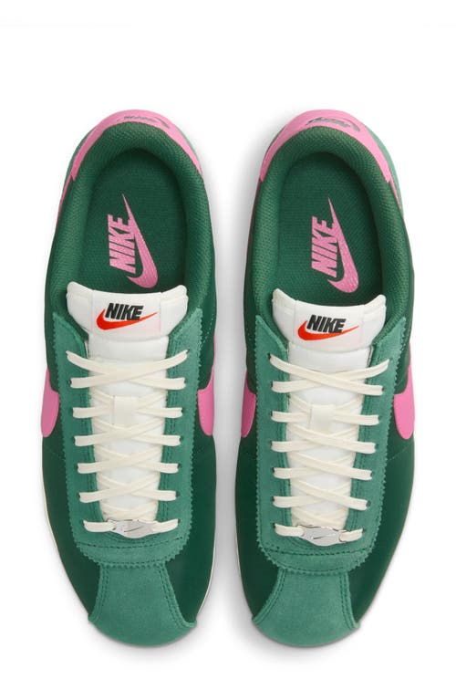 Nike Cortez Sneakers In Green