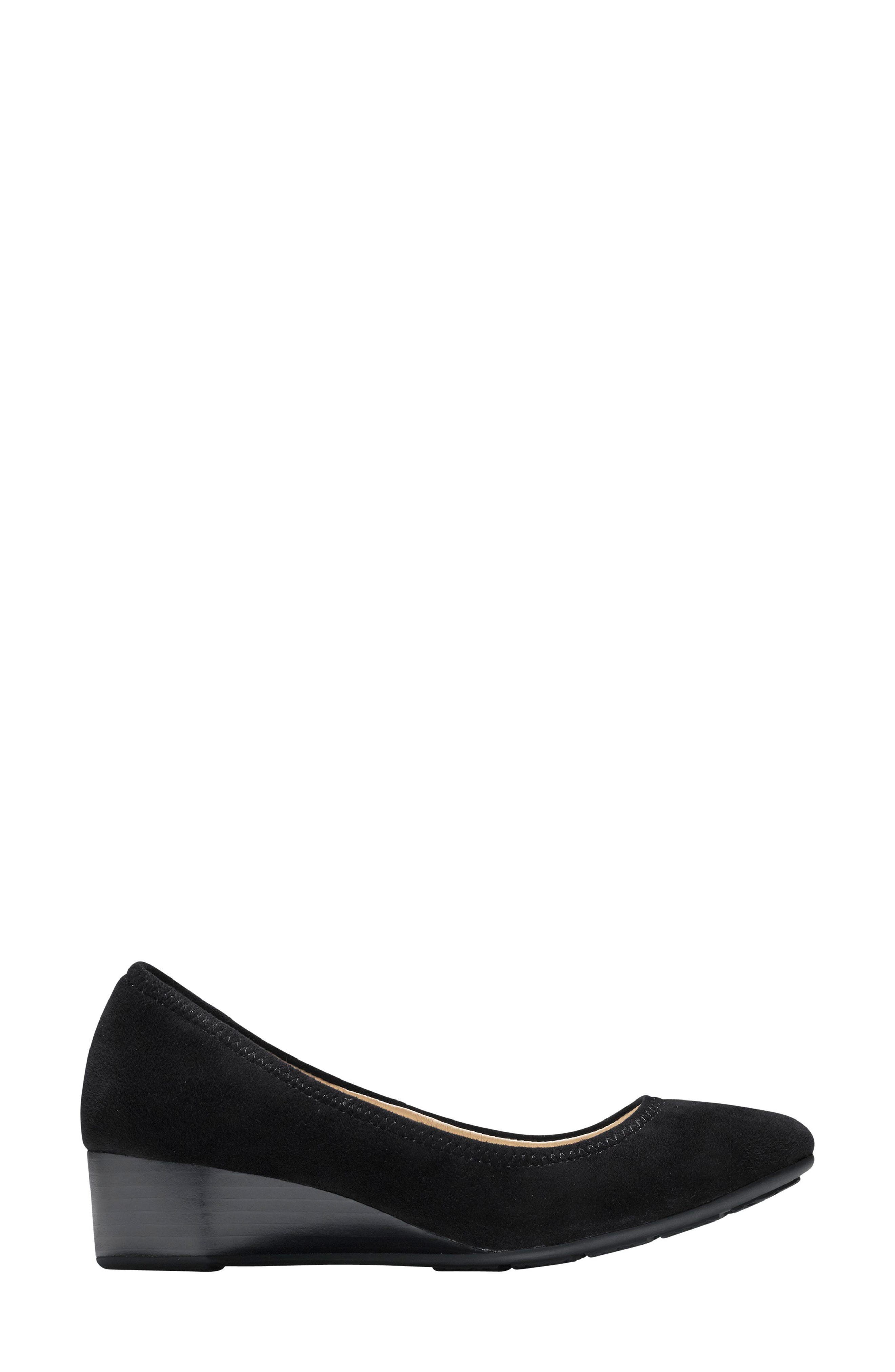 Sadie Wedge Pump, Alternate, color, BLACK SUEDE