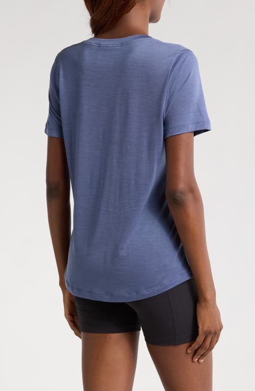 Smartwool Ultralite V-neck Short Sleeve T-shirt In Nightfall Blue