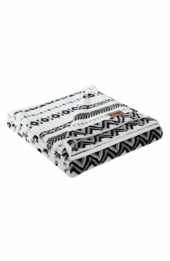 Wrangler Diamond Trail Fleece Blanket
