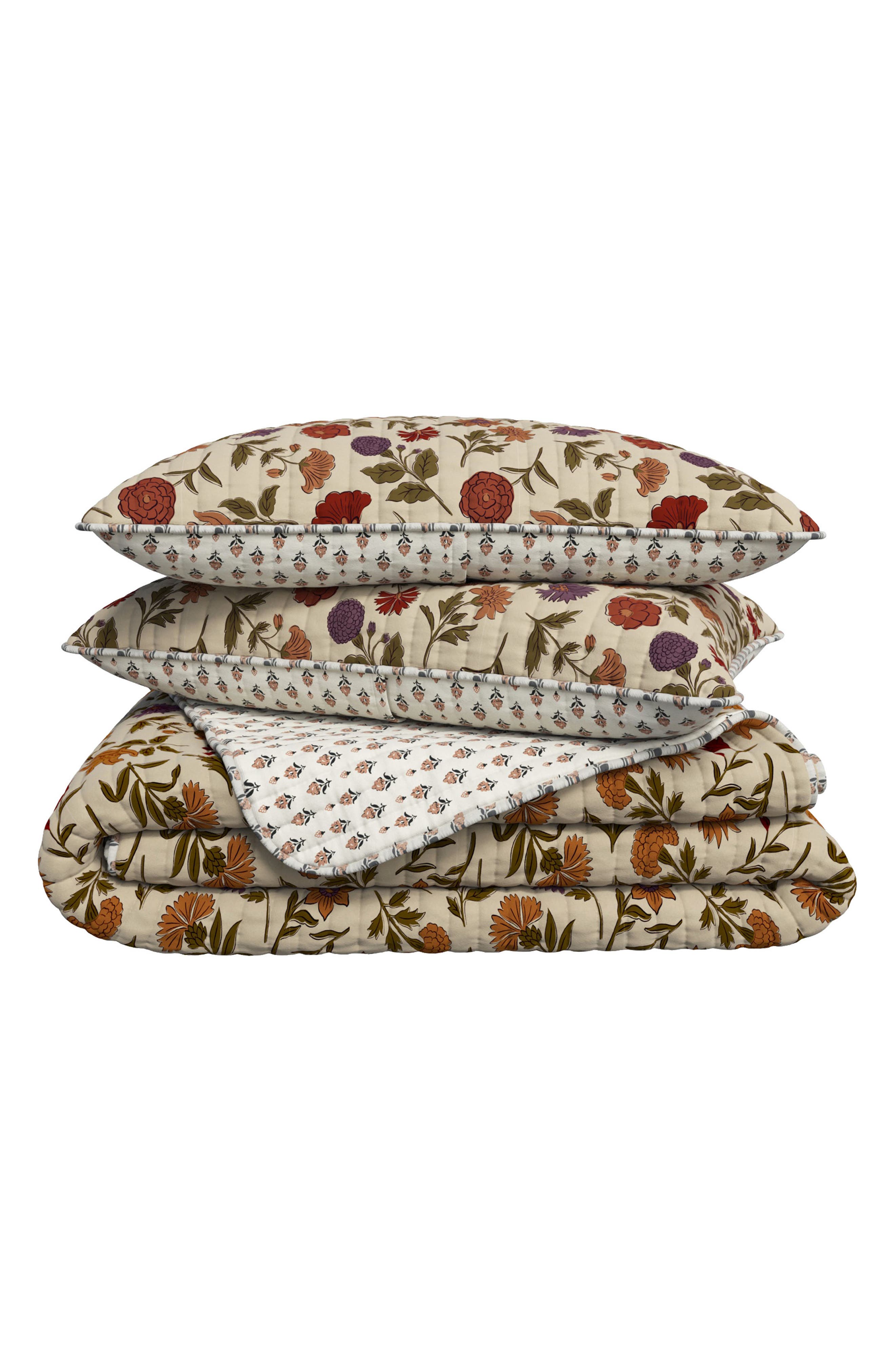 Heritage Floral Patterned Quilt Set