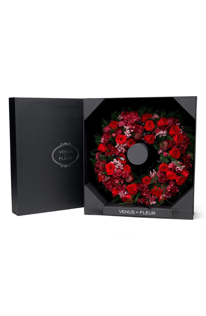 Venus ET Fleur L’Étoile Grand Rouge Wreath, Alternate, color, Red