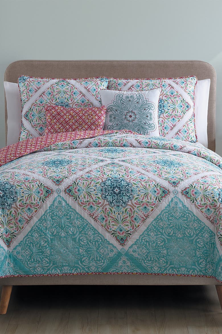 Windsor Reversible Medallion Quilt Set - King, Main, color, MULTI