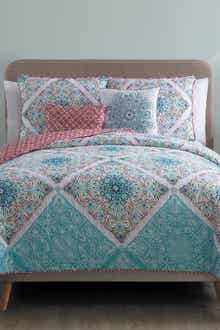 VCNY HOME Windsor Reversible Medallion Quilt Set - King