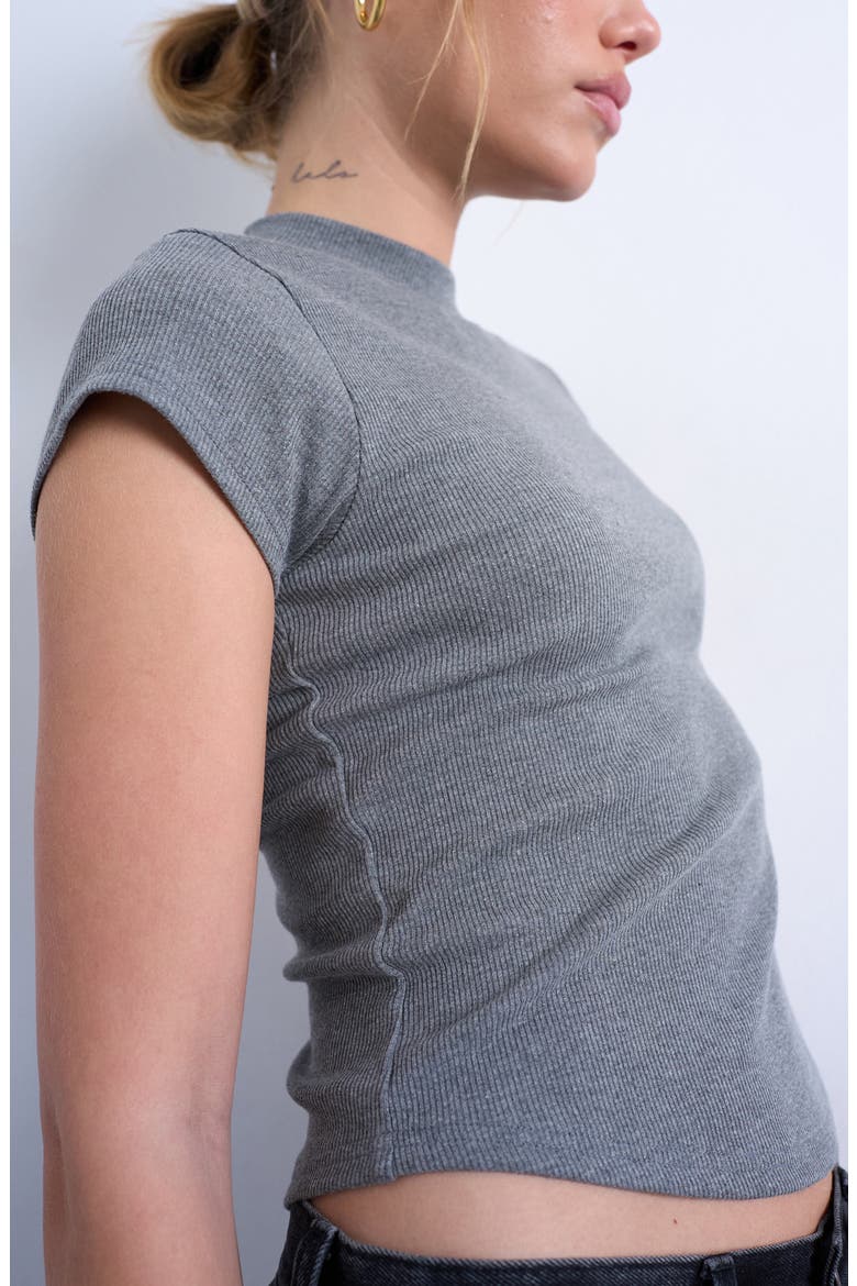 Curved Hem Fitted Stretch Cotton T-Shirt, Alternate, color, GREY