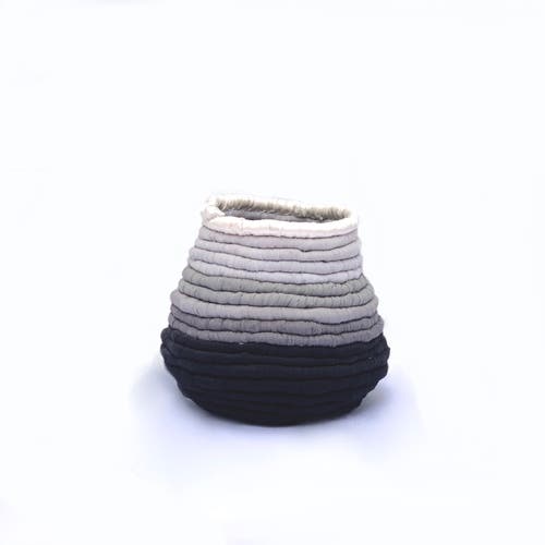 Little Ndaba Ngongo Pot In White/black