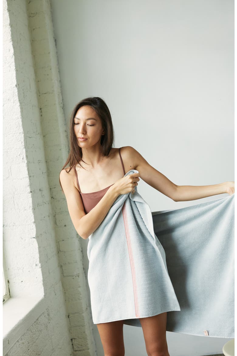 Hayes Organic Cotton Bath Towel, Alternate, color, BLUE