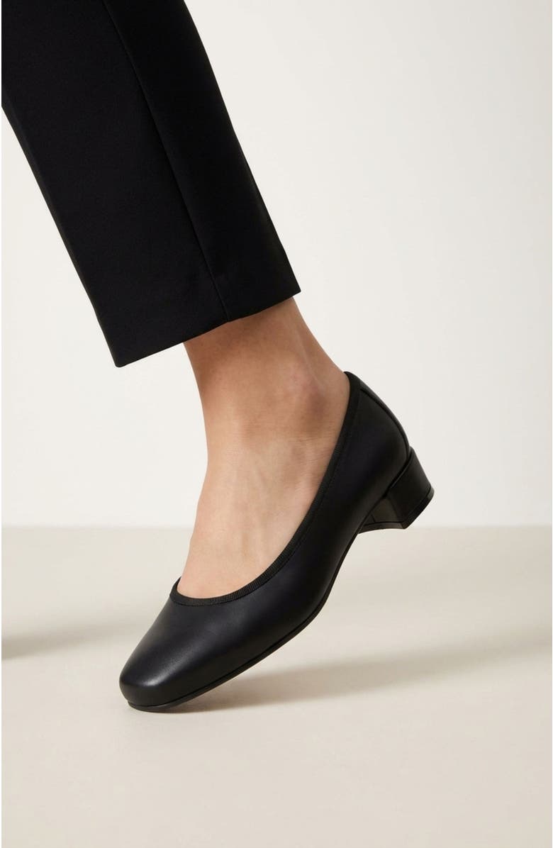 Menina Step Isa Leather Ballet Flat, Alternate, color, Black