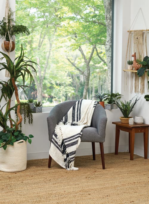 Carol & Frank 50" X 60" Morgan Tasseled Woven Throw In Black