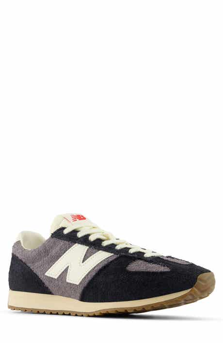 Gender Neutral 471 Sneaker
