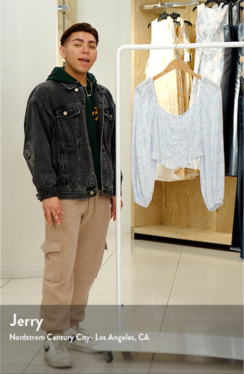 Floral Print Sweetheart Neck Crop Top, sales video thumbnail