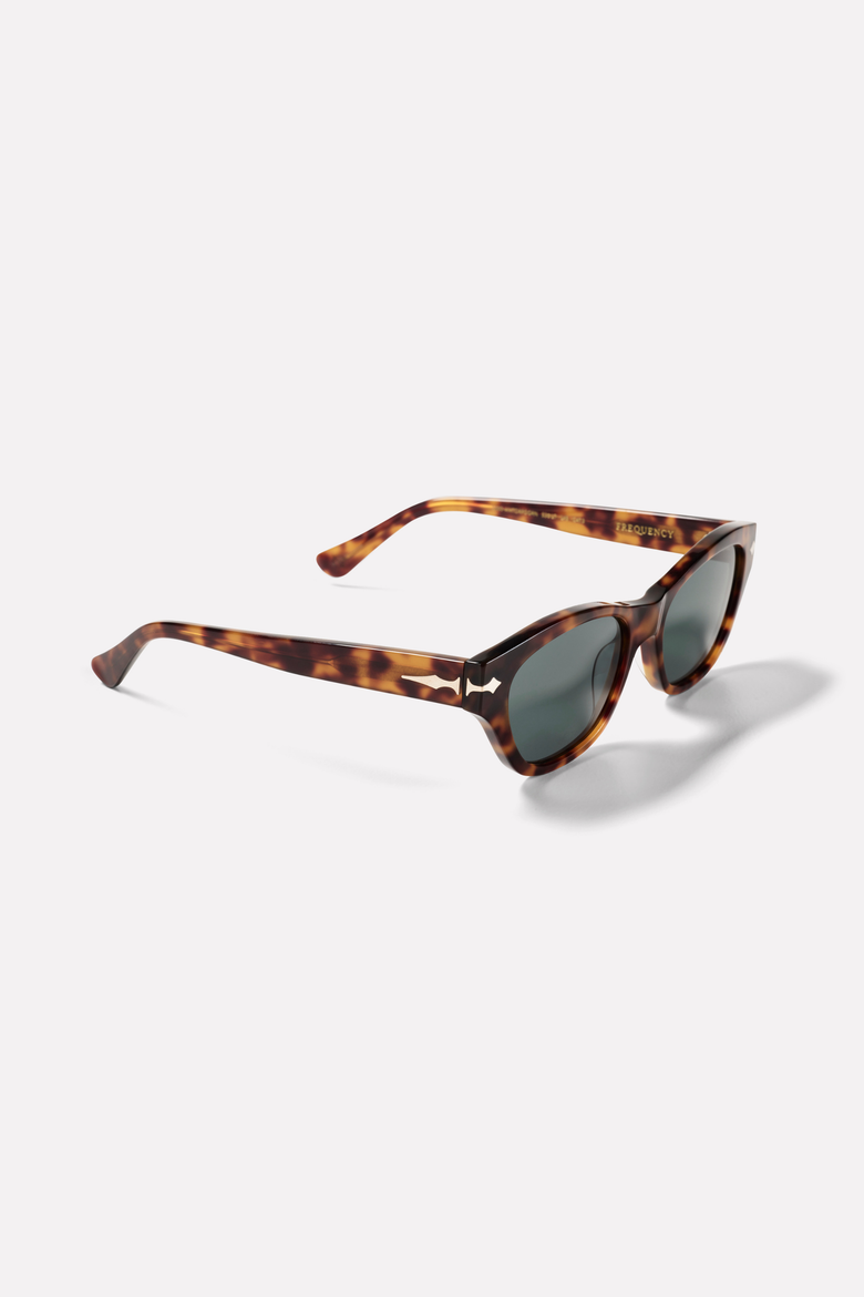 Frequency x Austyn Gillette Sunglasses, Alternate, color, Amber Tortoise Polished Green