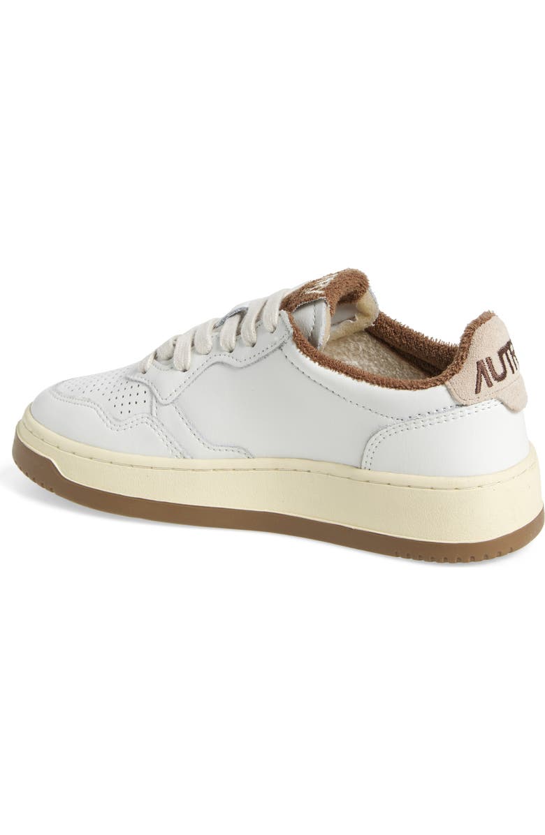 AUTRY Medalist Low Sneaker, Alternate, color, Brown/ White