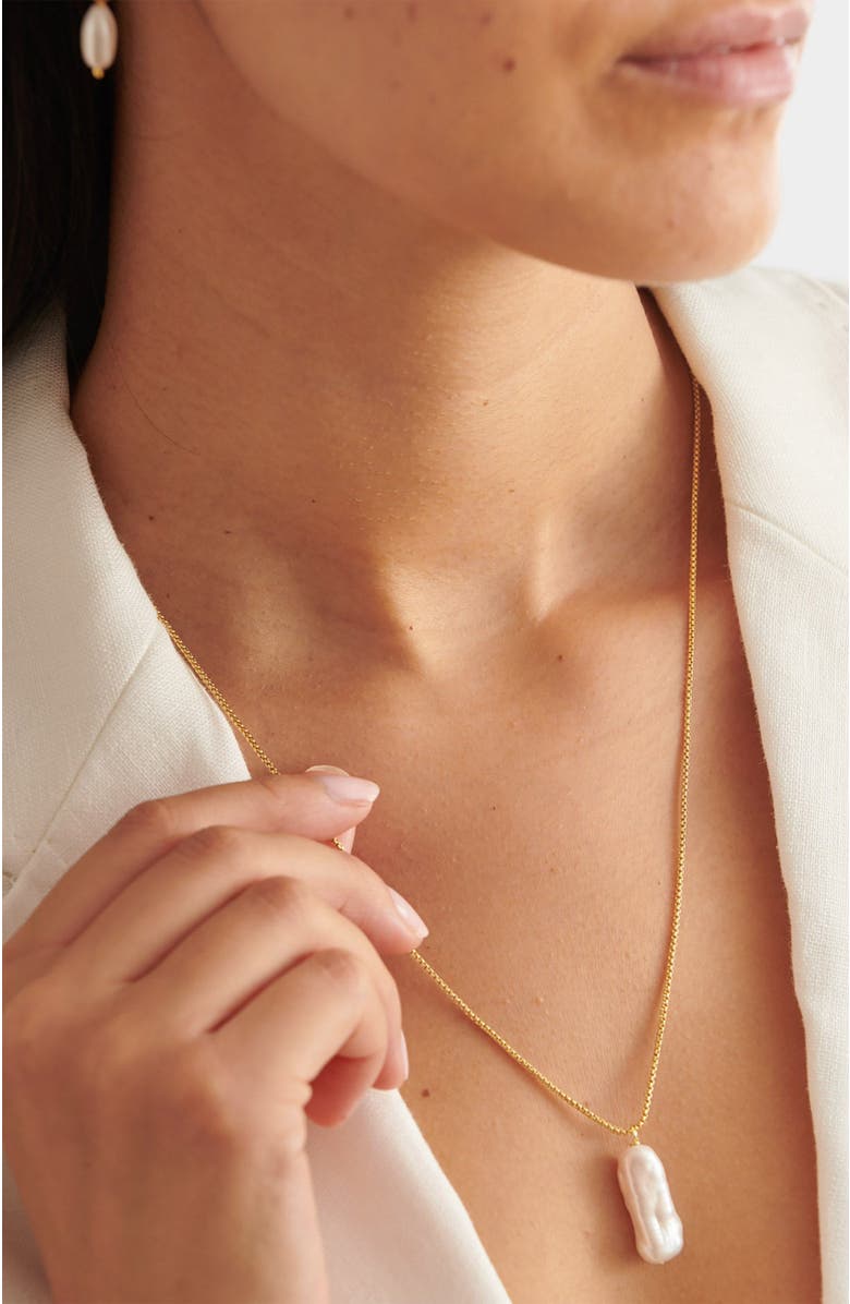 Katie Loxton Pearl Lustre Lariat Necklace, Alternate, color, Pearl And Gold Coated