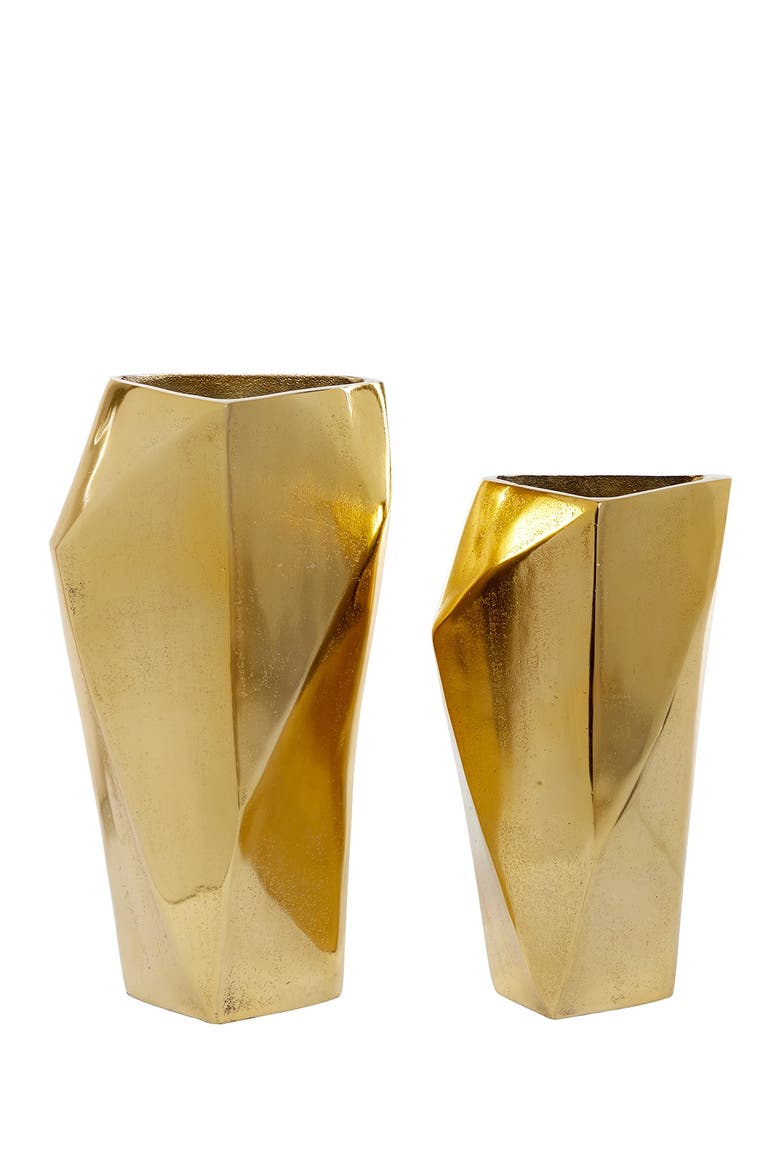 Tall Rug Display Rack VIVIAN LUNE HOME Large Modern Gold Geometric Metal Vases - Set of 2 ...
