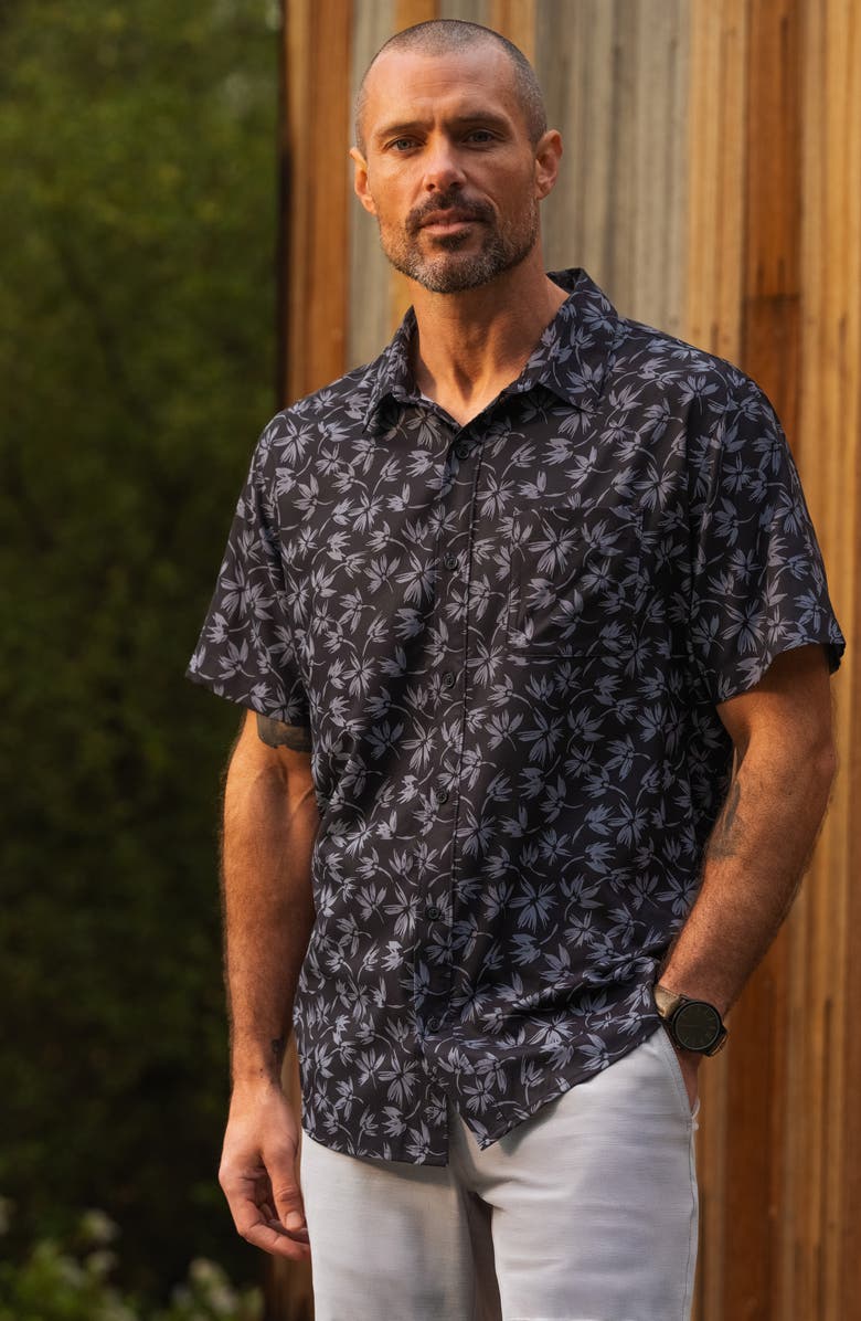 TravisMathew Coastal Trip Short Sleeve Button-Up Shirt, Alternate, color, Black