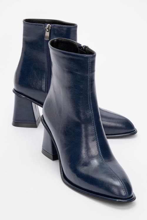 Prologue Shoes Maura Block Heel Boot In Blue