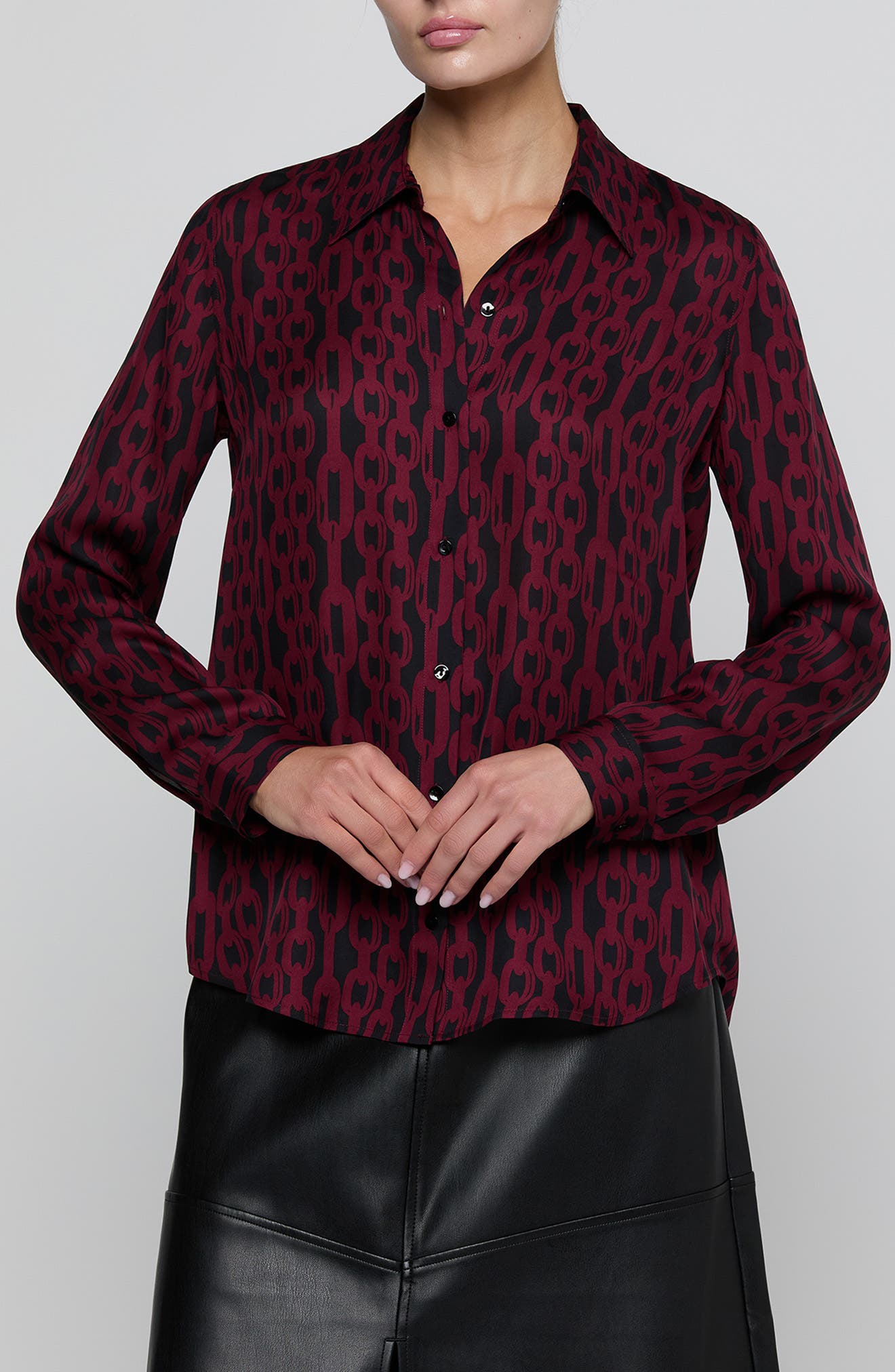 selected BLACK/ MERLOT RED FIGARO CHAIN