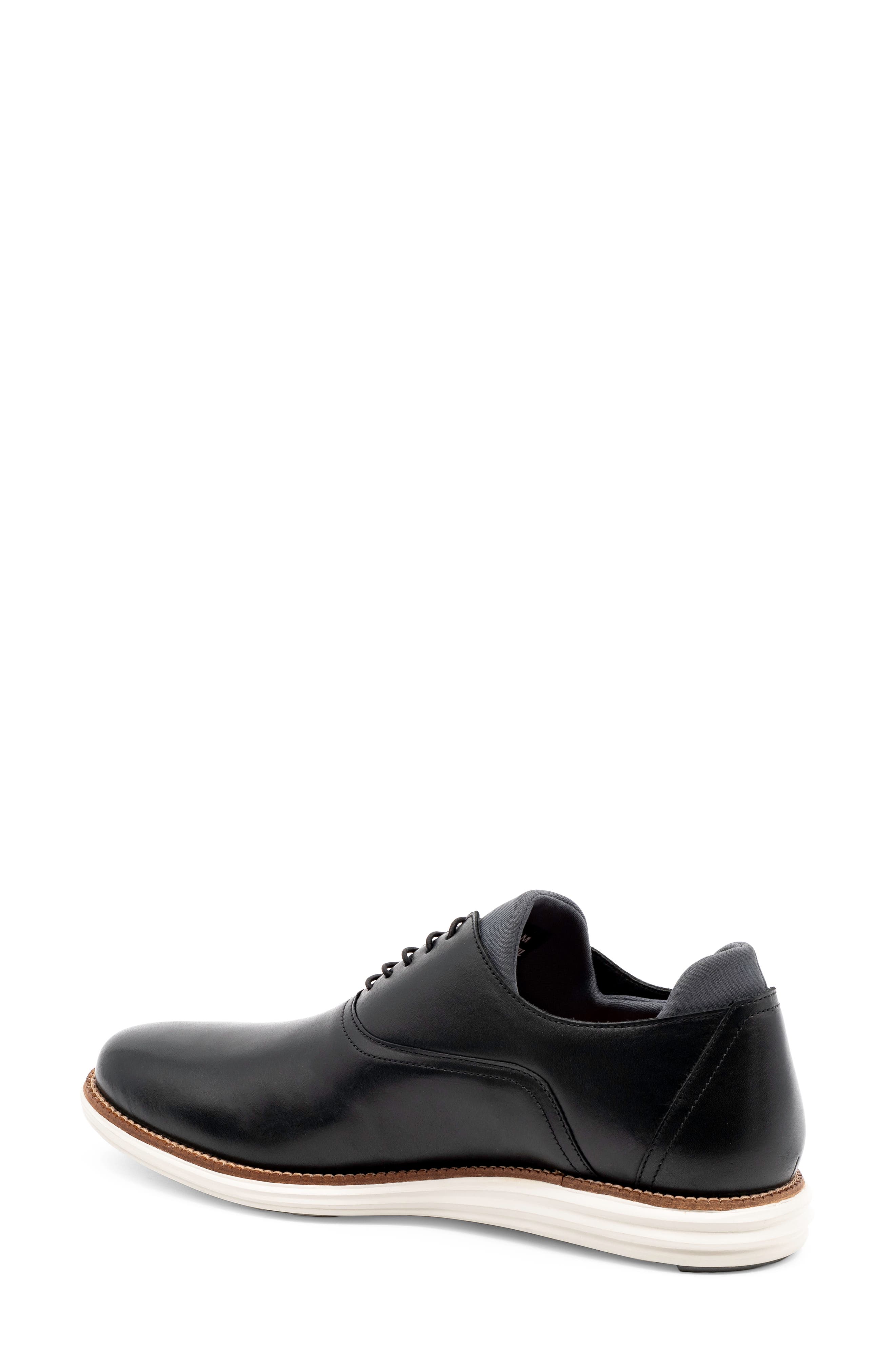 Martin Dingman Countryaire Plain Toe Oxford, Main, color, 