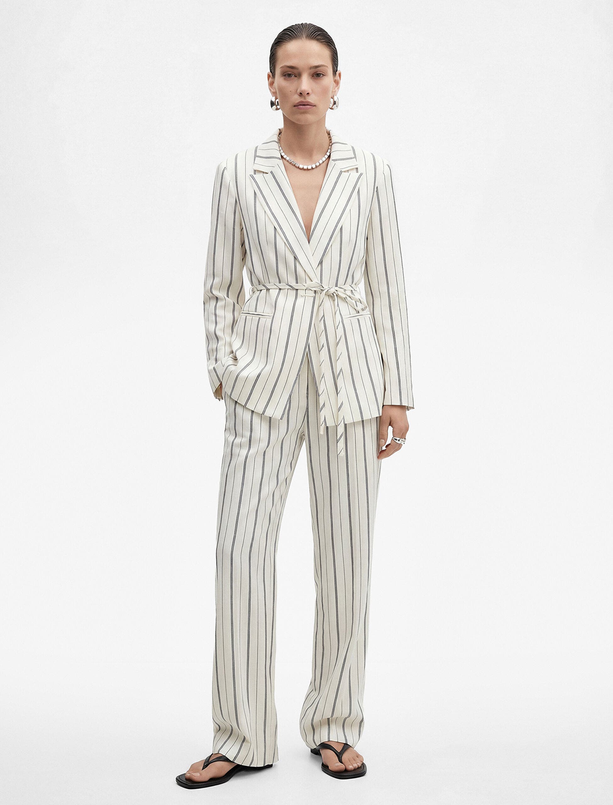 selected WHITE STRIPE