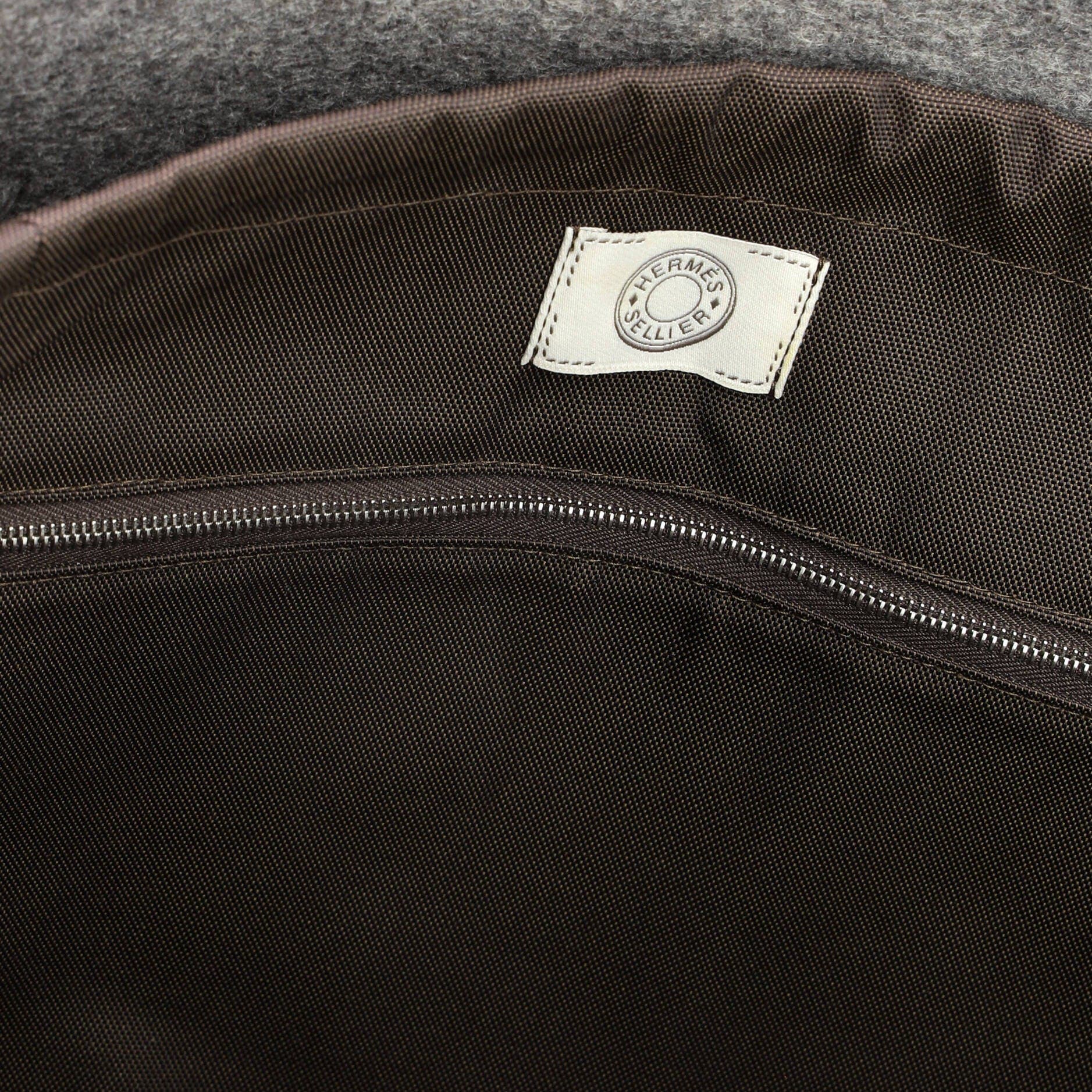 Pre-Owned Hermes Sac De Pansage Groom Handbag Felt, Alternate, color, Gris Clair