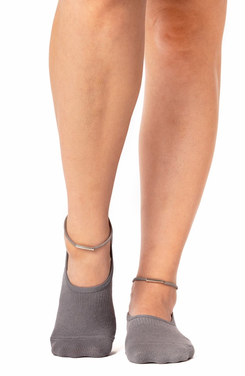 Arebesk Goddess Assorted 2-Pack Closed Toe Grip Socks, Alternate, color, Black - Gray