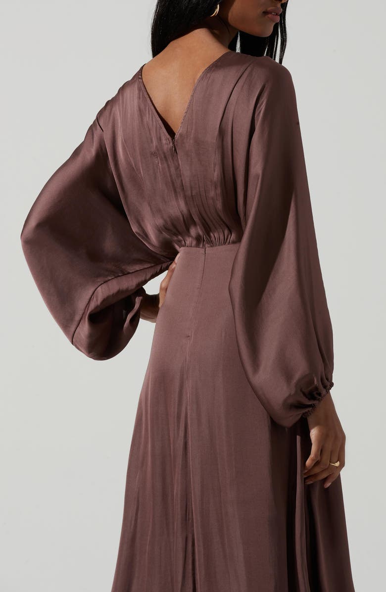 ASTR the Label Marin Long Dolman Sleeve Dress, Alternate, color, 