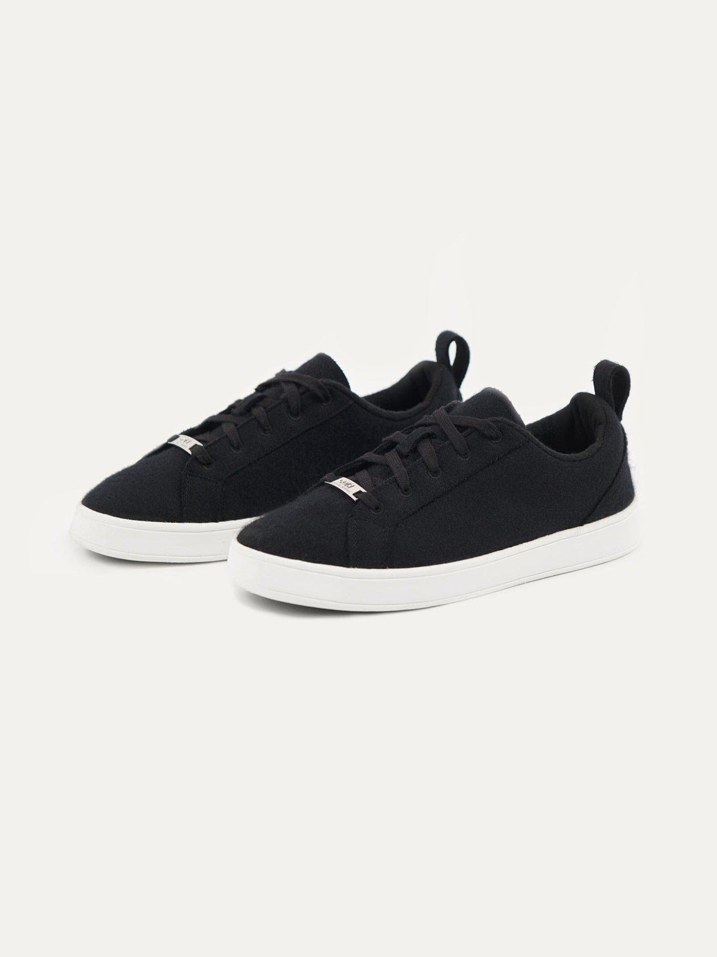 GOBI Mongolian Cashmere Cashmere Low Ankle Sneakers, Alternate, color, Black